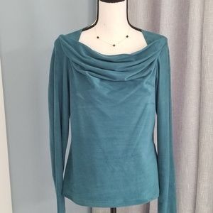 Karen Kane top, like new